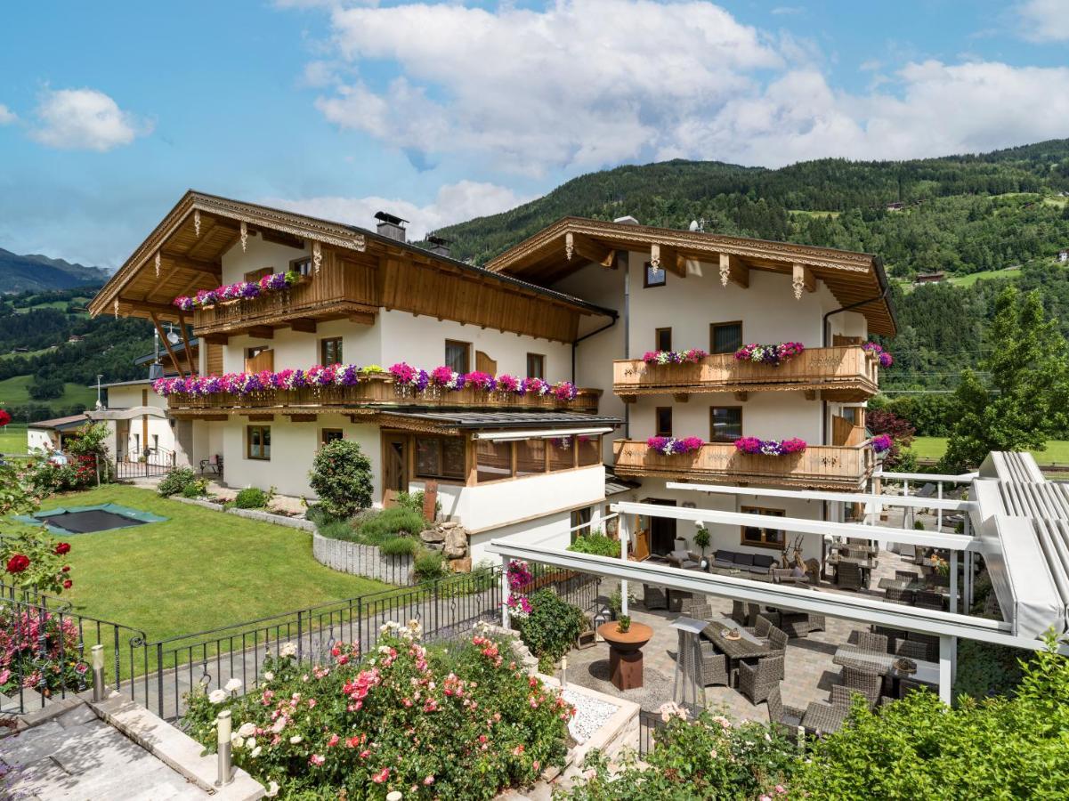 Landhaus Alpenherz Aschau Im Zillertal Luaran gambar